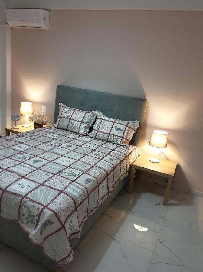 Eytyhias Yard Apartments In Poros Poros Town ภายนอก รูปภาพ
