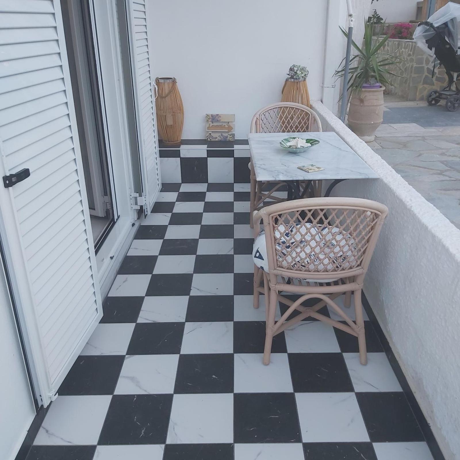 Eytyhias Yard Apartments In Poros Poros Town ภายนอก รูปภาพ